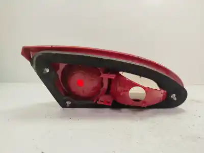 Pièce détachée automobile d'occasion feu arrière droit intérieur pour seat leon (1p1) 2.0 tdi 16v références oem iam 1p0945108d
