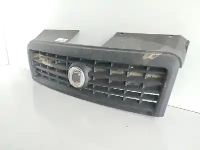 Автозапчастина б/у передня решіта для fiat i doblò (119) 1.3 16v multijet active com. (55kw) 75 cv / 55 kw посилання на oem iam 735395576  