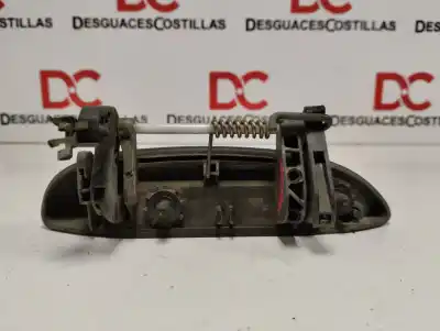 Pezzo di ricambio per auto di seconda mano maniglia esterna anteriore sinistra per renault megane i scenic (ja0) 1.6e alize riferimenti oem iam 7700433075  