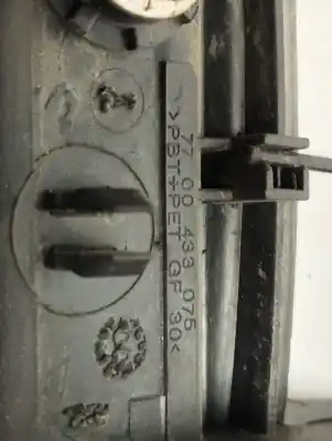 Second-hand car spare part exterior left front door handle for renault megane i scenic (ja0) 1.6 16v kaleido 107 cv / 79 kw oem iam references 7700433075  