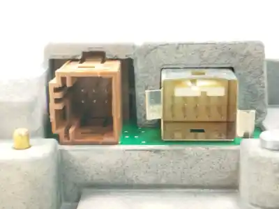 Second-hand car spare part multifunction display for citroen c4 lim. collection oem iam references 9804707380  