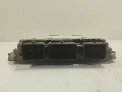 Peça sobressalente para automóvel em segunda mão CENTRALINA DE MOTOR UCE por CITROEN C4 BERLINA  Referências OEM IAM 0281011629  