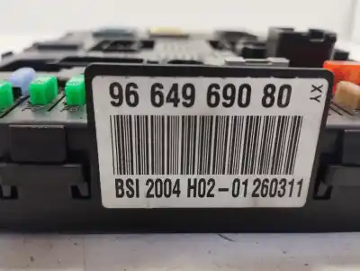 Peça sobressalente para automóvel em segunda mão caixa de fusíveis e relés por citroen c4 sedan collection referências oem iam 9664969080