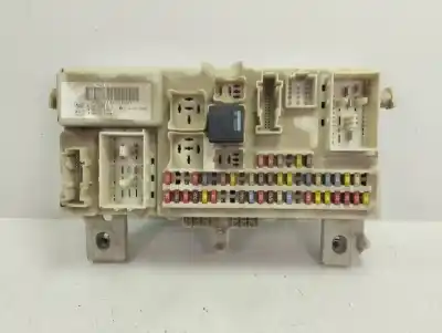 Second-hand car spare part fuse box unit for ford focus c-max (cap) trend (d) oem iam references 6m5t14014  
