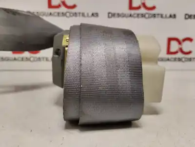 Автозапчасти б/у задний левый ремень безопасности за RENAULT CLIO II FASE I (B/CBO) 1.4 Alize 75 CV / 55 KW ссылки OEM IAM 7700425749B  