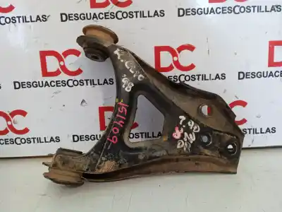 Pezzo di ricambio per auto di seconda mano braccio sospensione inferiore anteriore destro per renault clio ii fase i (b/cbo) 1.9 d 64 cv / 47 kw riferimenti oem iam 8200942408  