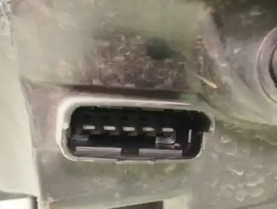 Pezzo di ricambio per auto di seconda mano faro anteriore destro per renault clio ii fase ii (b/cb0) authentique 58 cv / 43 kw riferimenti oem iam 7701054063  