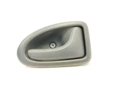 Автозапчасти б/у внутренняя задняя правая ручка за renault clio ii fase ii (b/cb0) authentique 58 cv / 43 kw ссылки oem iam 96012121