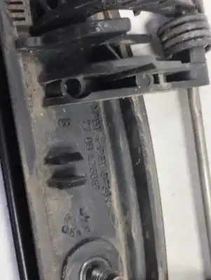 Автозапчасти б/у задняя правая наружная ручка за renault clio ii fase i (b/cbo) 1.2 ссылки oem iam 7700426087  