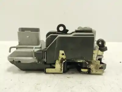 İkinci el araba yedek parçası SOL ÖN KAPI KILIDI için PEUGEOT 307 (S1)  OEM IAM referansları 9135K4  