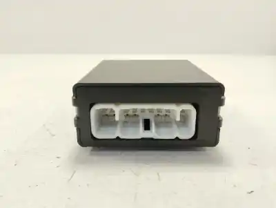 Second-hand car spare part electronic module for toyota corolla (e12) 2.0 d-4d linea sol berlina oem iam references 8865002380  