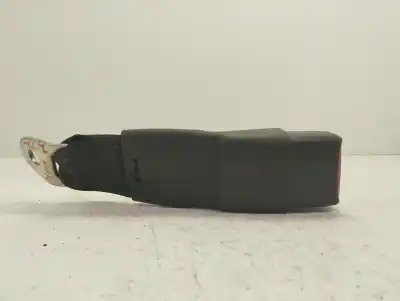 Автозапчастина б/у задній центральний гачок для mazda cx-7 (er) active посилання на oem iam m4231  