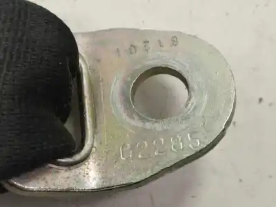 Автозапчастина б/у задній центральний гачок для mazda cx-7 (er) active посилання на oem iam m4231  