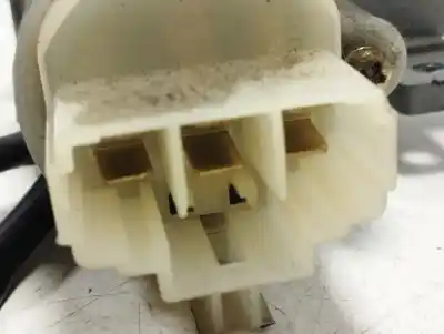 Автозапчастина б/у стартер для ssangyong rexton rx 270 full посилання на oem iam 8697008100  