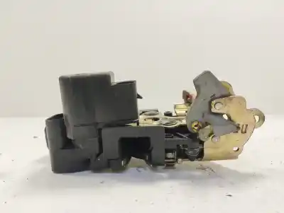 Piesă de schimb auto la mâna a doua încuietoare ușa fațã stânga pentru ssangyong rexton rx 270 full referințe oem iam 7121008032  