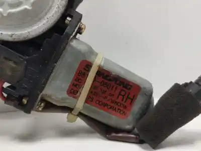 Автозапчастина б/у регулятор скла заднього правого для ssangyong rexton rx 270 full посилання на oem iam 8810008011  