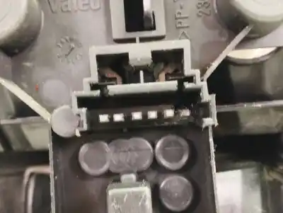 Автозапчасти б/у правый задний фонарь за renault scenic rx4 (ja0) 1.9 dci salomon ссылки oem iam 7700430966  