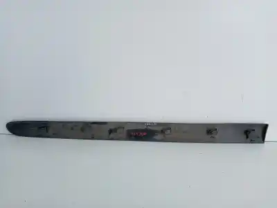 Second-hand car spare part decorative moulding for renault clio ii fase ii (b/cb0) base authentique 65 cv / 48 kw oem iam references 8200072231  