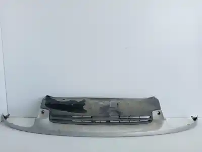 Автозапчасти б/у передняя решетка за renault clio ii fase i (b/cbo) 1.2 ссылки oem iam 7700846870  