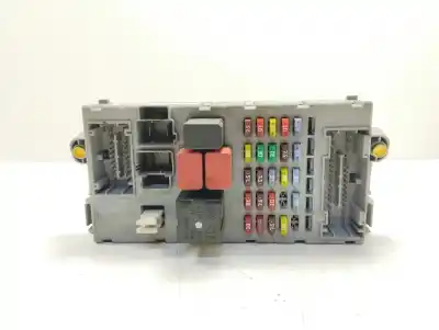 Pezzo di ricambio per auto di seconda mano scatola relè/fusibili per fiat doblo monospace (119_, 223_) 1.3 jtd riferimenti oem iam 46520600cpl  
