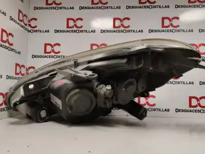 Second-hand car spare part right headlight for renault clio iii exception oem iam references 8200892498  