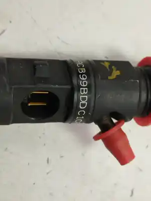 Автозапчастина б/у инжектор для renault clio iii pack authentique посилання на oem iam 8200676774  