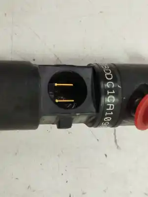 Автозапчастина б/у инжектор для renault clio iii pack authentique посилання на oem iam 8200676774  