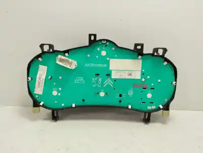 Peça sobressalente para automóvel em segunda mão quadrante por peugeot 207 sport referências oem iam 9666133380  