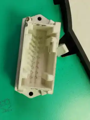 Peça sobressalente para automóvel em segunda mão quadrante por peugeot 207 sport referências oem iam 9666133380  