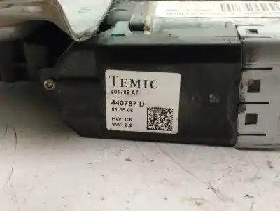 Peça sobressalente para automóvel em segunda mão elevador de vidros dianteiro direito por peugeot 207 sport referências oem iam 9222fs