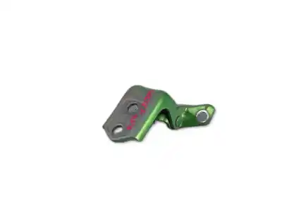 Second-hand car spare part hinge for mazda 2 (de_, dh_) 1.3 (de3fs) oem iam references d46172240b  