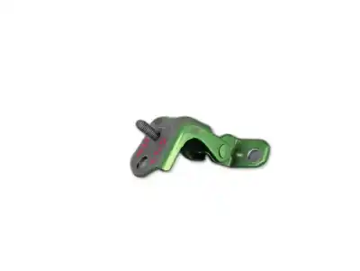 Second-hand car spare part hinge for mazda 2 (de_, dh_) 1.3 (de3fs) oem iam references d46172210b  