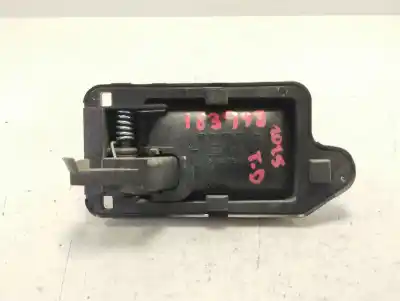 Peça sobressalente para automóvel em segunda mão puxador interior traseiro direito por peugeot 106 (s2) max d referências oem iam 9251957377