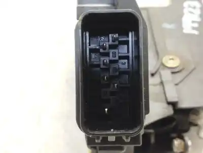 Peça sobressalente para automóvel em segunda mão fechadura da porta dianteira esquerda por ford focus berlina (cap) ambiente (d) referências oem iam 3m5ar21813ep  