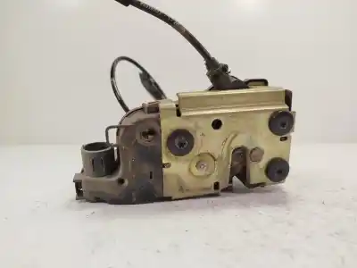 Peça sobressalente para automóvel em segunda mão fechadura da porta dianteira direita por renault megane ii classic berlina luxe dynamique referências oem iam 8200027779