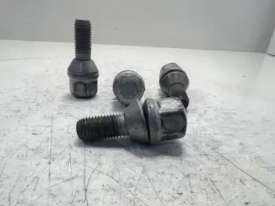 Автозапчасти б/у комплект болтов колеса за renault scenic ii confort dynamique ссылки oem iam 8200426593