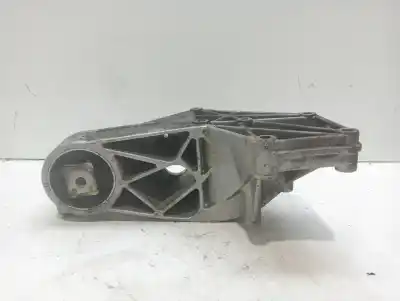 Gebrauchtes Autoersatzteil hintere motorhalterung zum mercedes-benz vito (w638) combi 112 cdi (638.194) 122 cv / 90 kw oem-iam-referenzen a6112220009