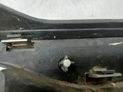 Piesă de schimb auto la mâna a doua GRILÃ DE AIRERISIRE PARTEA DIN FATÃ pentru FORD MONDEO BERLINA/FAMILIAR (FD) Ghia Berlina 136 CV / 100 KW Referințe OEM IAM 95BG8200ABW  