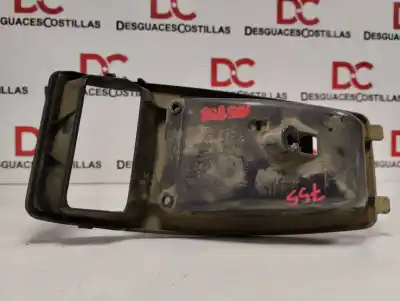 Peça sobressalente para automóvel em segunda mão PUXADOR INTERIOR DIANTEIRO ESQUERDO por MERCEDES-BENZ VITO AUTOBÚS (W638) 110 TD 2.3 (638.174) Referências OEM IAM 6388870076  