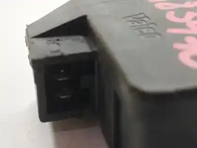 Peça sobressalente para automóvel em segunda mão motor de fechadura central mala por peugeot 106 (s2) max d referências oem iam 661502