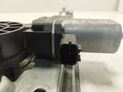 Pezzo di ricambio per auto di seconda mano alzacristalli anteriore destro per renault captur dynamique riferimenti oem iam 807200713r  