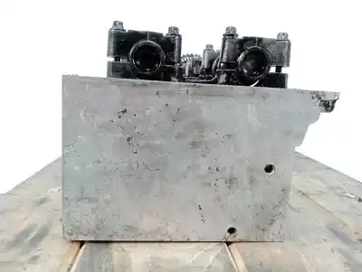 Gebrauchtes Autoersatzteil zylinderkopf des motors zum mercedes-benz vito (w638) combi 112 cdi (638.194) 122 cv / 90 kw oem-iam-referenzen r6110161901