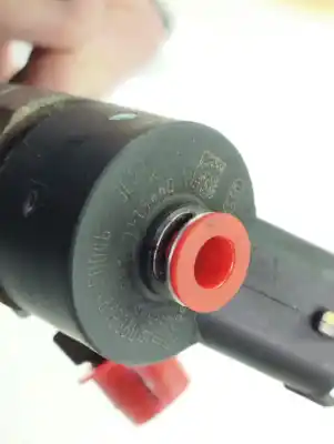 Second-hand car spare part INJECTOR for MAZDA 3 SEDÁN (BK) 1.6 DI Turbo (BK12Y) OEM IAM references 0445110188  