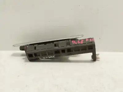 Second-hand car spare part EXTERIOR RIGHT FRONT DOOR HANDLE for PEUGEOT 306 BERLINA 3/4/5 PUERTAS (S2) XT OEM IAM references 9633343577  