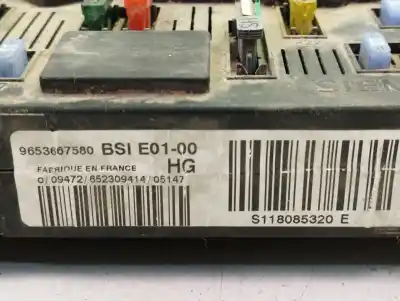 Second-hand car spare part fuse box unit for citroen berlingo 1.9 d multispace oem iam references 9653667580  
