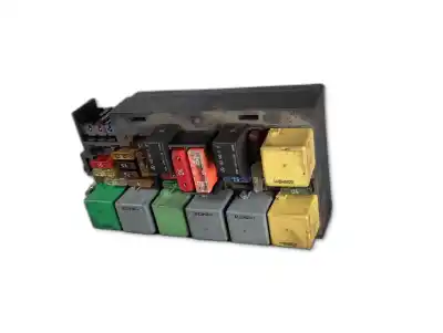 Second-hand car spare part FUSE BOX UNIT for MERCEDES-BENZ CLASE R (W251) R 350 CDI 4-Matic (251.022) 224 CV / 165 KW OEM IAM references A1645400672  