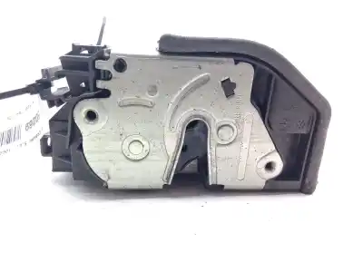 Second-hand car spare part left side door lock for bmw 5 (e60) 520 d oem iam references   