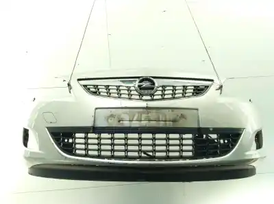 Pezzo di ricambio per auto di seconda mano PARAURTI ANTERIORE per OPEL ASTRA J (P10)  Riferimenti OEM IAM 13348047  