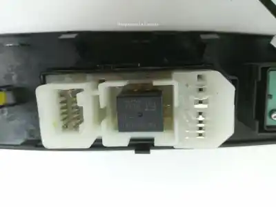 Second-hand car spare part right front power window switch for lexus is ii (_e2_) 220d (ale20) oem iam references   