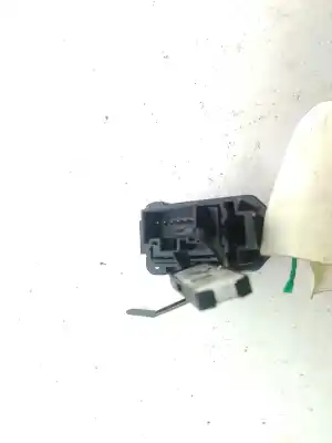 Second-hand car spare part hazard warning lights for kia ceed (jd) drive 128 cv / 94 kw oem iam references   